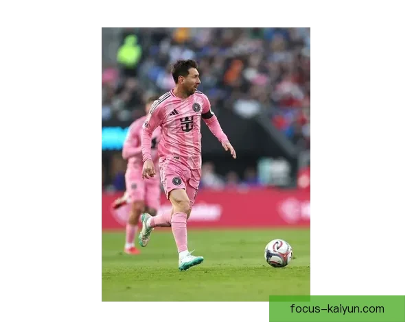 梅西加盟迈阿密国际后首次亮相取得进球，震撼美国足球赛场