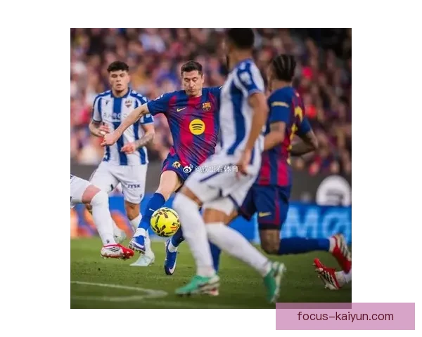 全球顶级足球联赛新赛季开战，豪门球队竞争激烈引发球迷热议